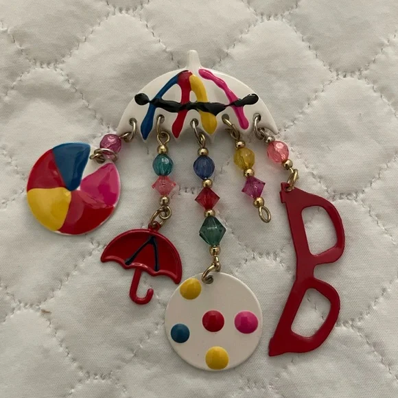 Vintage Pin- Primary colors - beach party charms - Picture 1 of 5